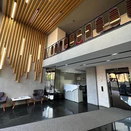 Sisli Modern Residence, 2 Bedroom Apartments, 250M Metro Station Istanboel Buitenkant foto