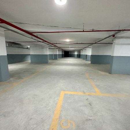Sisli Modern Residence, 2 Bedroom Apartments, 250M Metro Station Istanboel Buitenkant foto